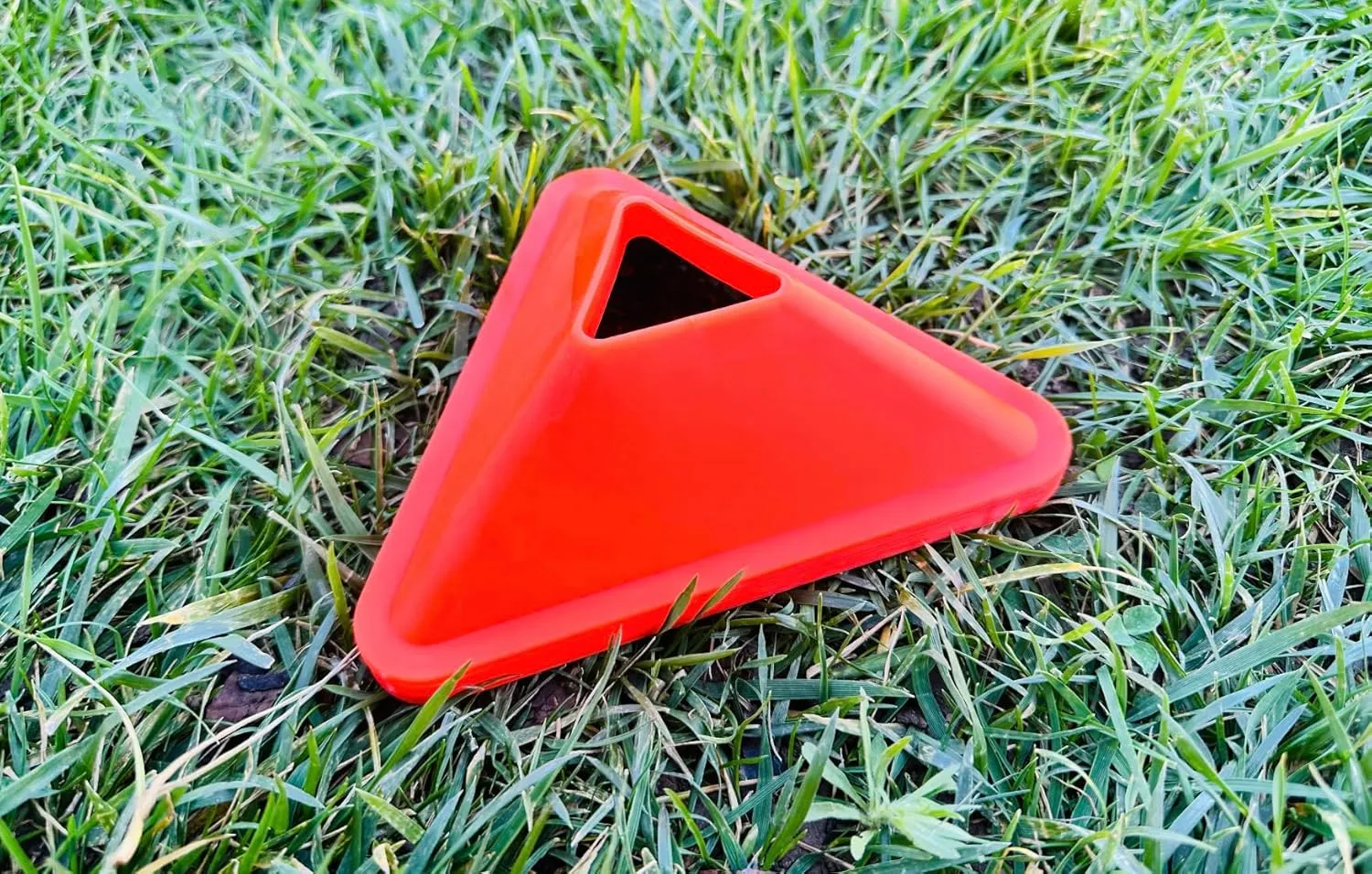 Unicorn Co Premium Football Soccer Agility Plyometric Training Triangle Plate Cones 20pcs
