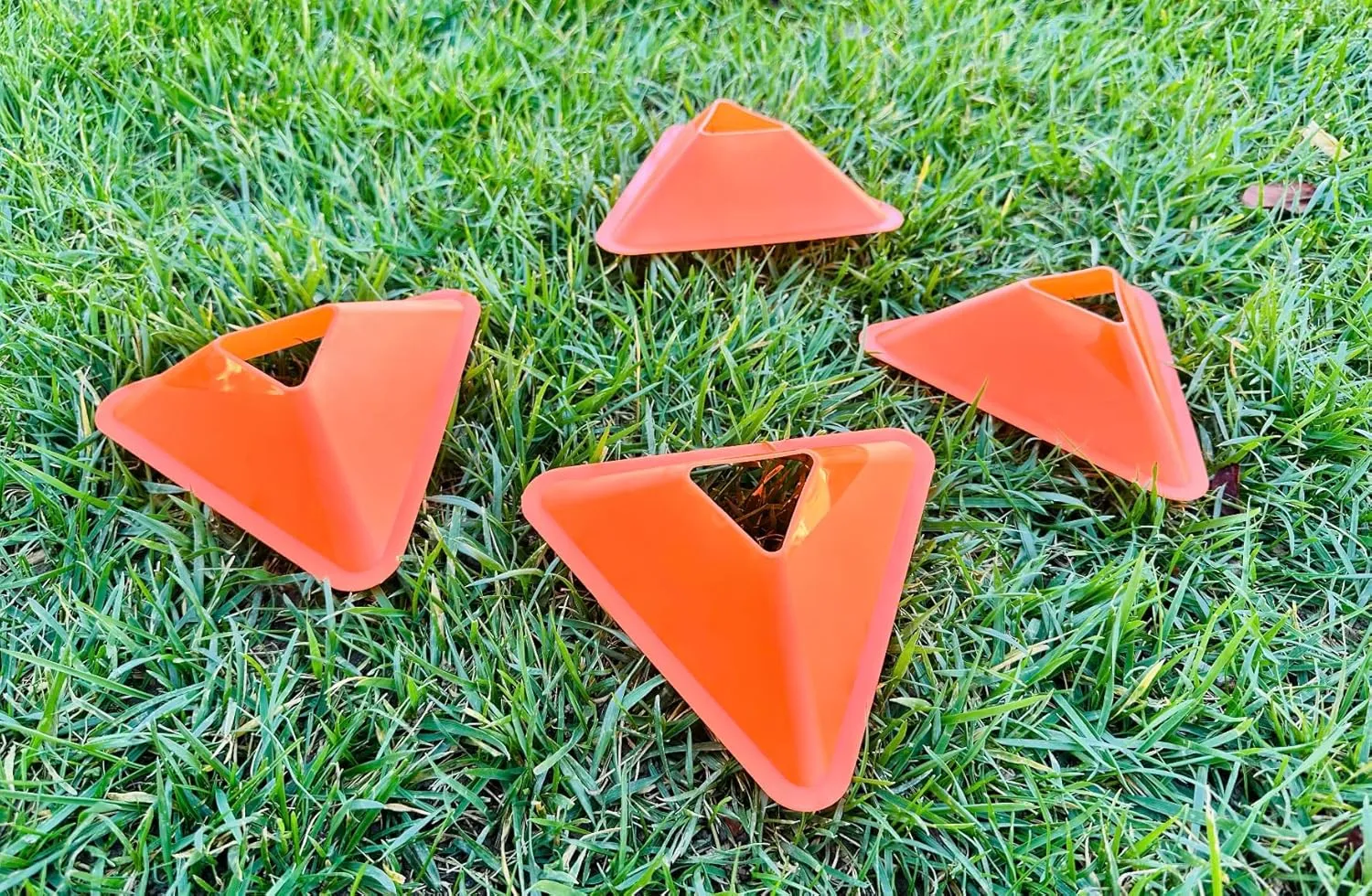 Unicorn Co Premium Football Soccer Agility Plyometric Training Triangle Plate Cones 20pcs